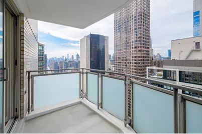300 E 40th Street #26-R, New York City, NY 10016 - Photo 3