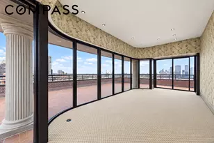 415 E 54th St, New York City, NY 10022 - Photo 17