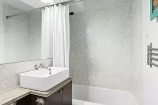 321 E 45th St, New York, NY 10017 - Photo 5