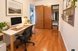 21-50 71st St, New York City, NY 11370 - Photo 15