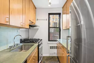 100 W 12th St, New York, NY 10011 - Photo 1