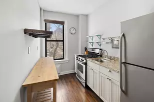 860 W 181st St, New York, NY 10033 - Photo 3
