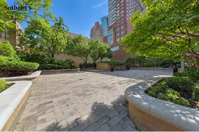 2000 Broadway #11C, New York, NY 10023 - Photo 13