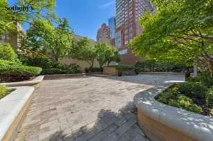 2000 Broadway, New York, NY 10023 - Photo 13