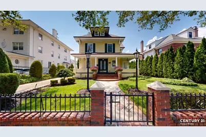 152 76th Street, New York City, NY 11209 - Photo 1