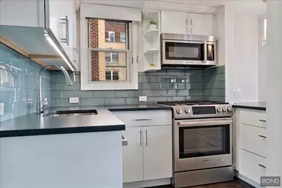 14 Horatio Street #16J, New York City, NY 10014 - Photo 7