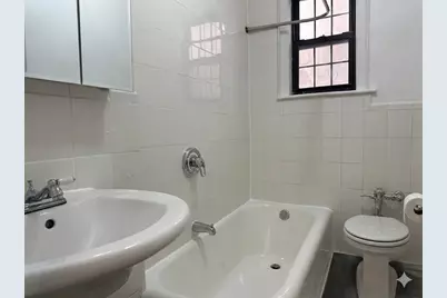 37-52 80th Street #2B, New York City, NY 11372 - Photo 7