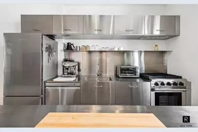 100 W 12th Street #5-G, New York, NY 10014 - Photo 3