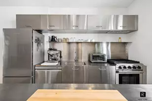 100 W 12th St, New York, NY 10014 - Photo 3