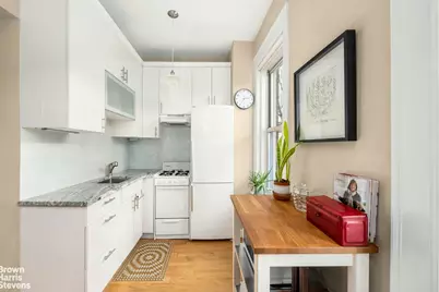25 W 64th Street #6D, New York, NY 10023 - Photo 3