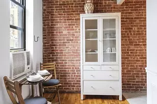 76 W 85th St, New York, NY 10024 - Photo 3