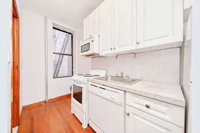 462 9th Avenue #2, New York City, NY 10018 - Photo 7