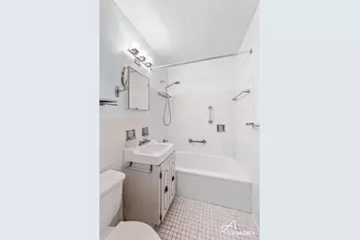 185 W End Avenue #2G, New York City, NY 10023 - Photo 11