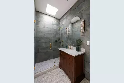 551 Lexington Avenue, Brooklyn, NY 11221 - Photo 9