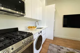 455 Hudson St, New York, NY 10014 - Photo 1