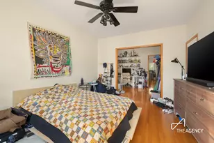 35 Hausman St, New York City, NY 11222 - Photo 11