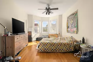 35 Hausman St, New York City, NY 11222 - Photo 9