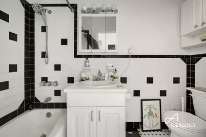 35 Hausman Street, New York City, NY 11222 - Photo 13