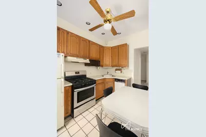 35 Hausman Street, New York City, NY 11222 - Photo 5