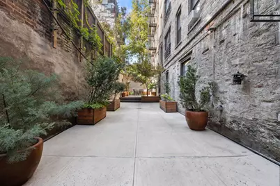 270 W 11th Street #2H, New York, NY 10014 - Photo 7