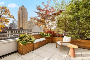 310 W 52nd St, New York, NY 10019 - Photo 9
