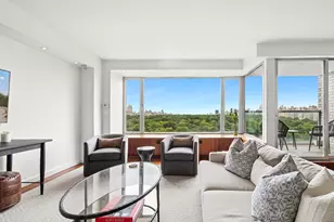 116 Central Park S, New York, NY 10019 - Photo 3