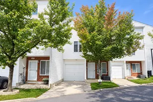 15 Bianca Ct, New York, NY 10312 - Photo 1