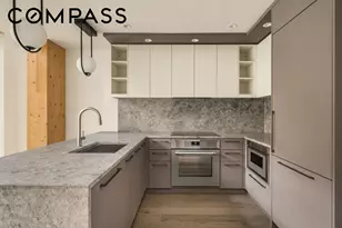 179 N 10th St, Brooklyn, NY 11211 - Photo 3
