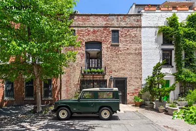 9 Macdougal Alley, New York, NY 10011 - Photo 1