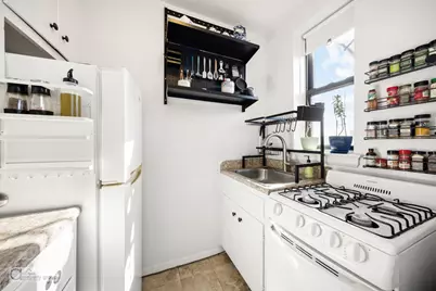 70 Park Terrace E #6G, New York, NY 10034 - Photo 3