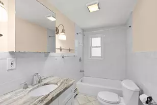 171 Rochelle St, New York City, NY 10464 - Photo 11