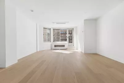 225 E 46th Street #PHC, New York, NY 10017 - Photo 13
