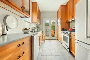 13 Horace Ct, Brooklyn, NY 11218 - Photo 7