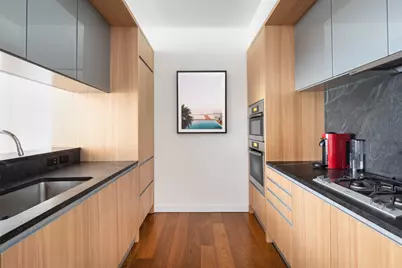 311 W Broadway #4C, New York, NY 10013 - Photo 3