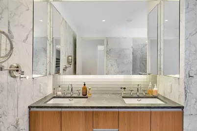 311 W Broadway #4C, New York, NY 10013 - Photo 7
