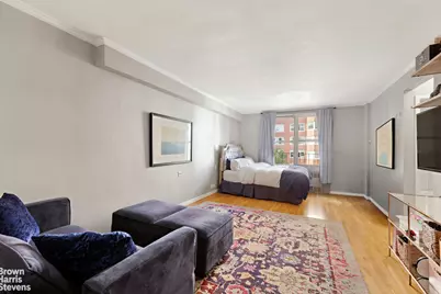305 E 72nd Street #3CN, New York City, NY 10021 - Photo 1