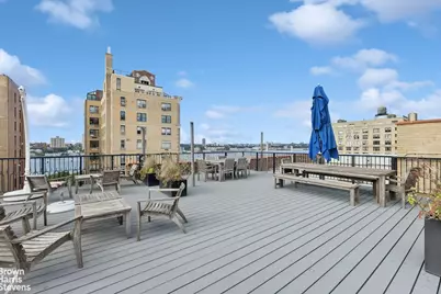 320 W 76th Street #10C, New York, NY 10023 - Photo 15
