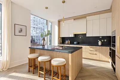 660 Lexington Avenue #PHC, New York, NY 10022 - Photo 3