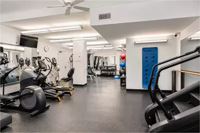 165 E 72nd Street #2M, New York, NY 10021 - Photo 9