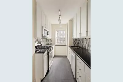 345 E 56th Street #7J, New York, NY 10022 - Photo 9