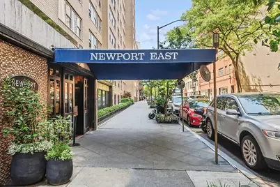 370 E 76th Street #C404, New York, NY 10021 - Photo 11