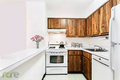 340 E 93rd Street #4D, New York, NY 10128 - Photo 5