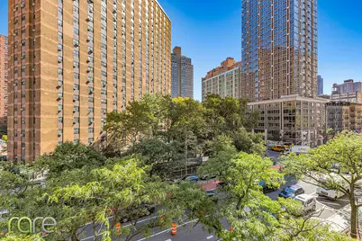 340 E 93rd Street #4D, New York, NY 10128 - Photo 1