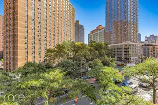 340 E 93rd St, New York, NY 10128 - Photo 1