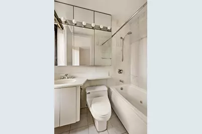 161 W 61st Street #15E, New York, NY 10023 - Photo 3