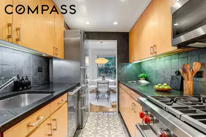 420 E 72nd Street #4K, New York City, NY 10021 - Photo 5