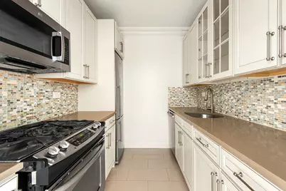 380 Rector Place #3F, New York City, NY 10280 - Photo 3