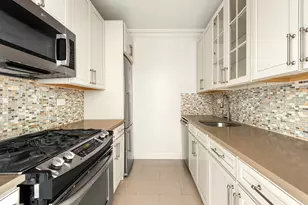 380 Rector Pl, New York City, NY 10280 - Photo 3