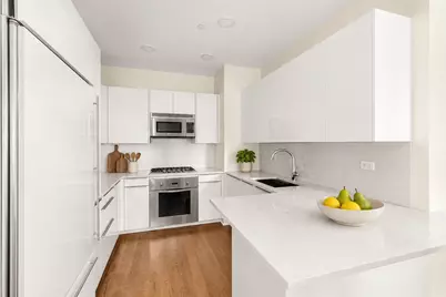 250 E 49th Street #5E, New York City, NY 10017 - Photo 7