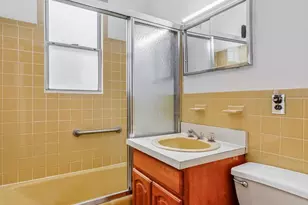 2245 64th St, New York City, NY 11204 - Photo 9